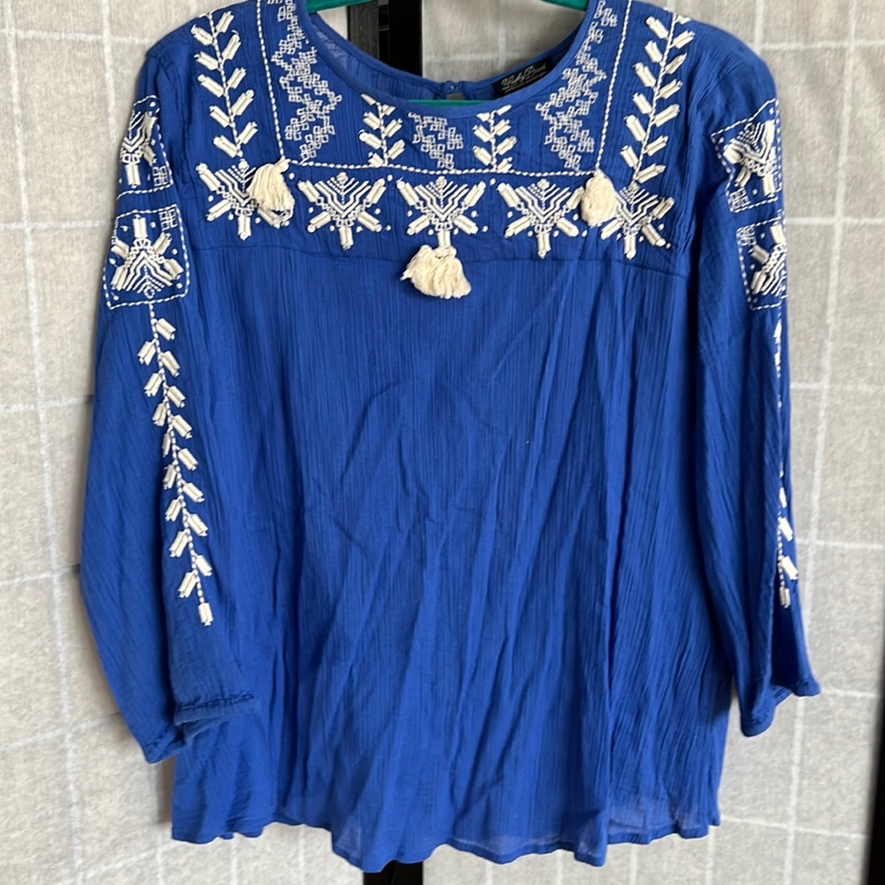 Lucky XL top embroidered